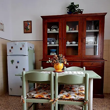 Orlando House 1975 * Montecchio (Terni)